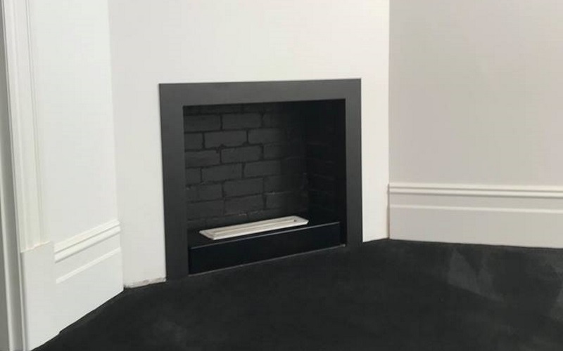 Каминная вставка CLASSIC FOLD INSERT Black по цене 205 500 руб.