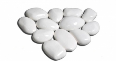 Набор из 14 керамических белых камней по цене 4 200 руб.